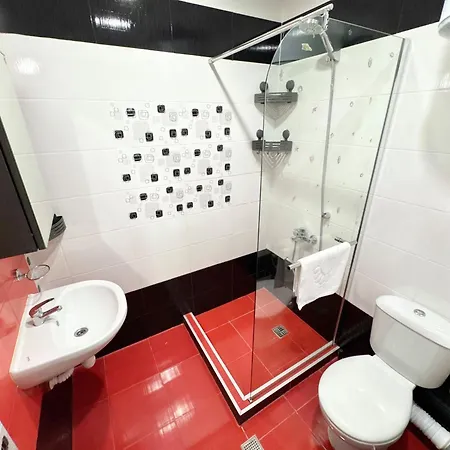 Modern & Cozy For 4 Guests In Sofia, Lozenets Apartment