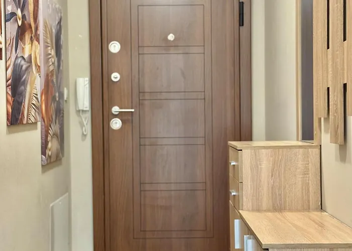 Modern & Cozy For 4 Guests In Sofia, Lozenets סופיה