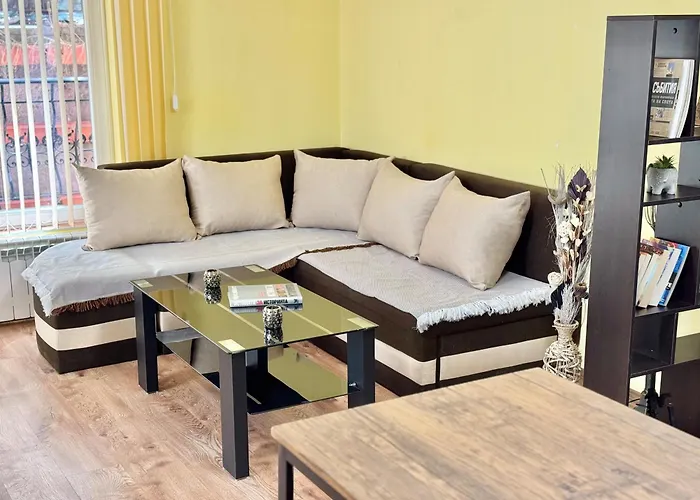 Modern & Cozy For 4 Guests In Sofia, Lozenets * סופיה