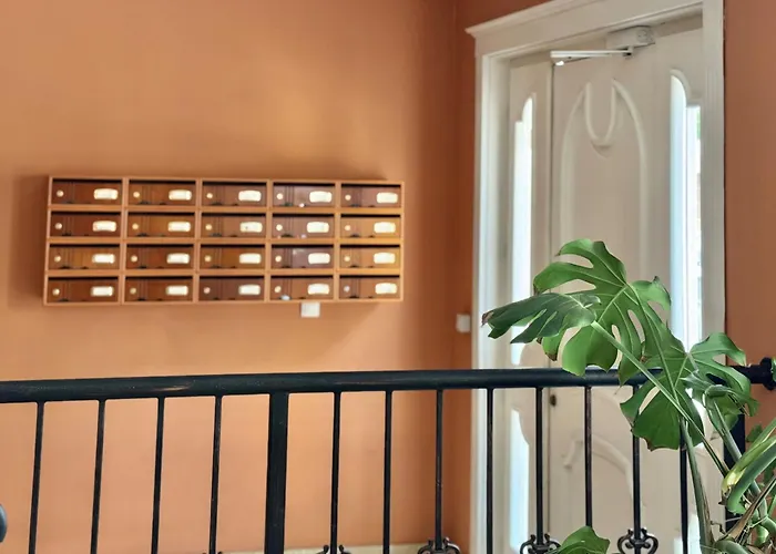 Modern & Cozy For 4 Guests In Sofia, Lozenets דירה