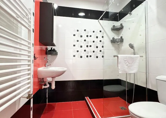 Modern & Cozy For 4 Guests In Sofia, Lozenets *