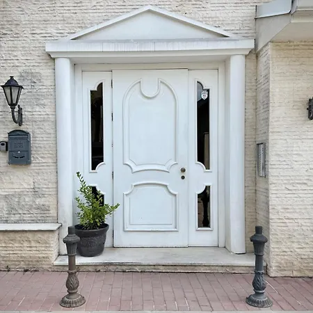 Modern & Cozy For 4 Guests In Sofia, Lozenets Διαμέρισμα