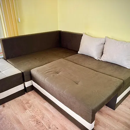 Modern & Cozy For 4 Guests In Sofia, Lozenets *
