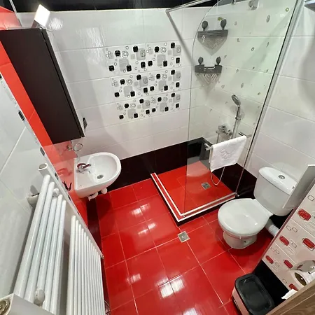 Modern & Cozy For 4 Guests In Sofia, Lozenets София