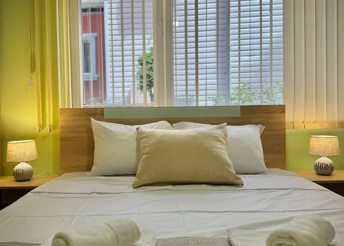 Modern & Cozy For 4 Guests In Sofia, Lozenets Lejlighed