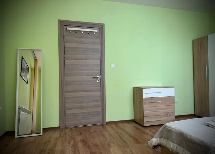 Modern & Cozy For 4 Guests In Sofia, Lozenets * Sofia