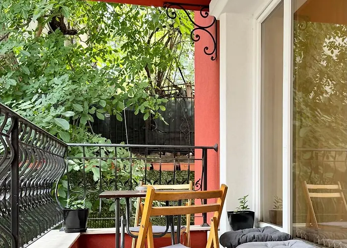 Modern & Cozy For 4 Guests In Sofia, Lozenets *