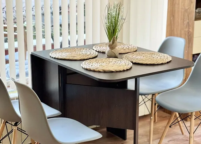 Lejlighed Modern & Cozy For 4 Guests In Sofia, Lozenets