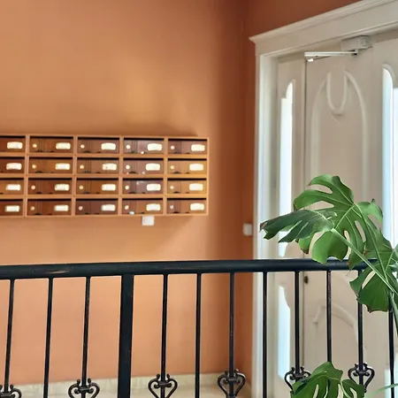 Modern & Cozy For 4 Guests In Sofia, Lozenets Apartament