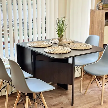 Apartament Modern & Cozy For 4 Guests In Sofia, Lozenets