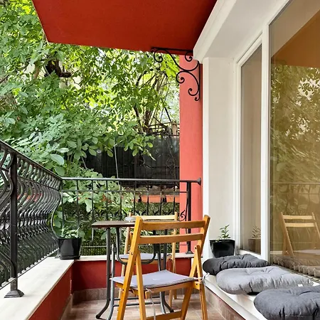 Modern & Cozy For 4 Guests In Sofia, Lozenets *